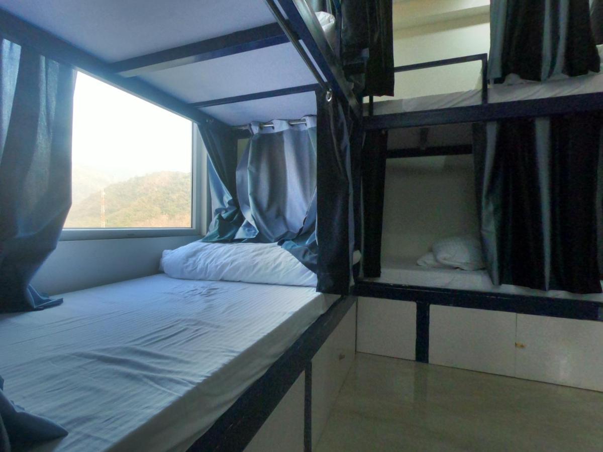 Back Stayz Hostel リシケーシュ エクステリア 写真